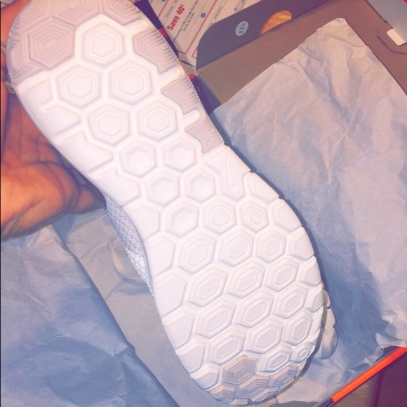 grey and rose gold nike shoes